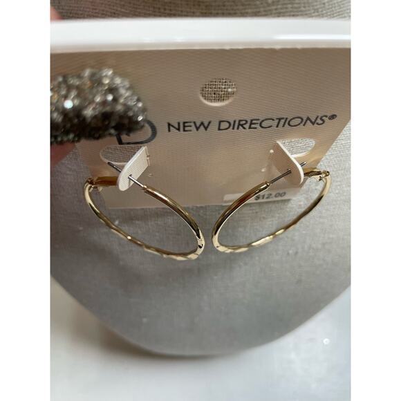 NWT New Direction Slightly Twisted / Hammered Gold‎ Casual Hoop Earrings - Picture 5 of 5